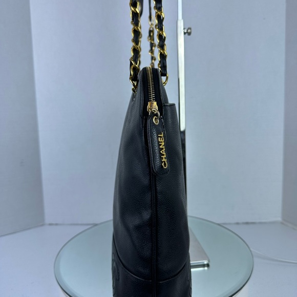 CHANEL TRIPLE COCO Caviar Leather Bucket Bag - Picture 9 of 14